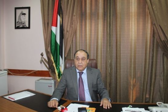  وفد من المحافظة للاطمئنان على سلامة والدة الشهيد ياسر حمدوني